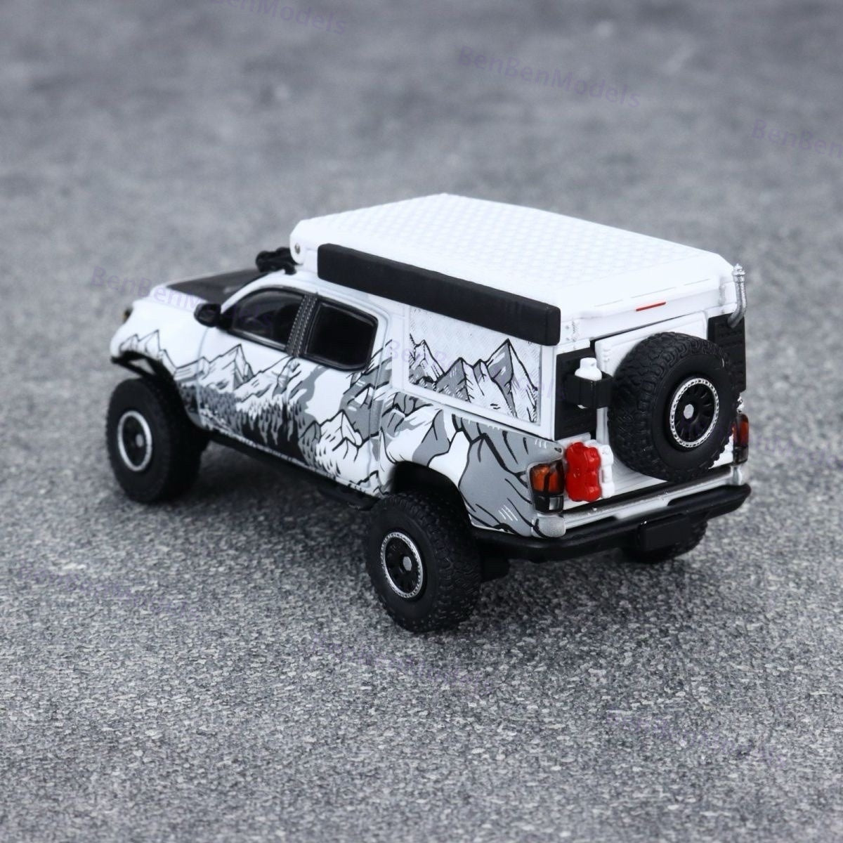 Model 1:64 Collectible Toyota Tacoma Off-Road Camper GCD Car Diecast Gifts