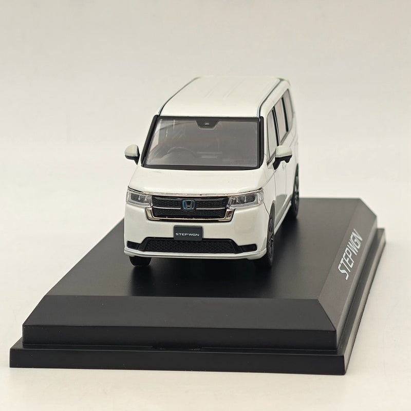 Hobby Japan 1/43 Honda STEP WGN e:HEV SPADA Platinum White (P) HJ432004W Diecast