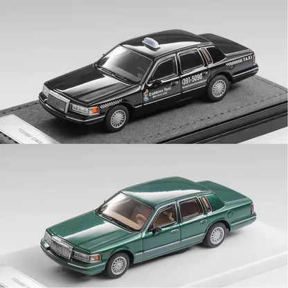 MK Miniatures 1/64 Town Car 1993 Private Taxi/Cartier Green Alloy car Limited