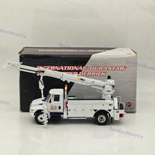 1/34 FIRST lnternational DuraStar Digger Derrick White DIECAST Model 10-4057