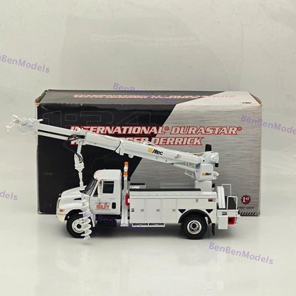 1/34 FIRST lnternational DuraStar Digger Derrick White DIECAST Model 10-4057