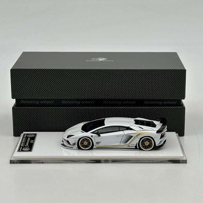 Rotating Wheel 1/64 Aventador S Rowen Supercar White Diecast Alloy Collectible Model Car