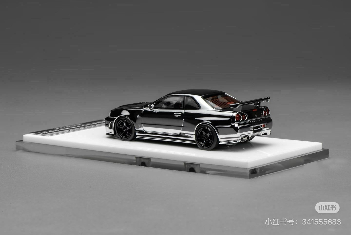 MOTORHELIX 1:64 Diecast GT Show for GT-R (R34) Custom Electroplating Silver Toys Car Model Gifts