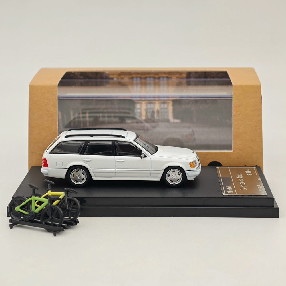 100％品質 Mortal 1:64 Mercedes-Benz S124 Travel Diecast Toys Models 乗用車