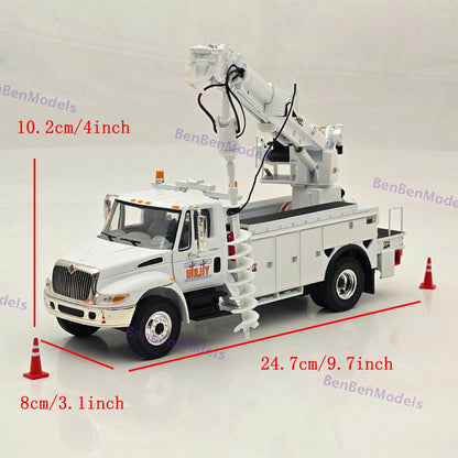 1/34 FIRST lnternational DuraStar Digger Derrick White DIECAST Model 10-4057