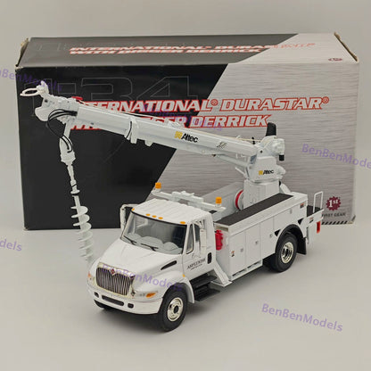1:34 First lnternational DuraStar Digger Derrick Asplundh Construction Diecast