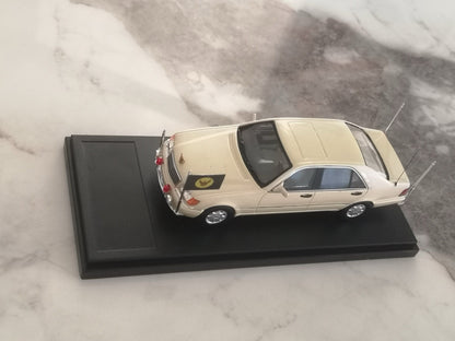 Rare W140 Thai Royal 1:43 Resin Car Model - Garuda Emblem Collectible