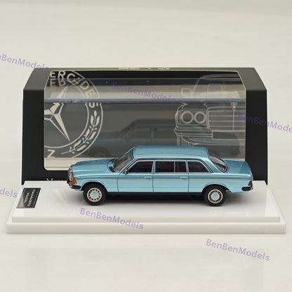 1:64 JIYI & GOC 1976 V123 Extended Limousine Diecast Metal Car