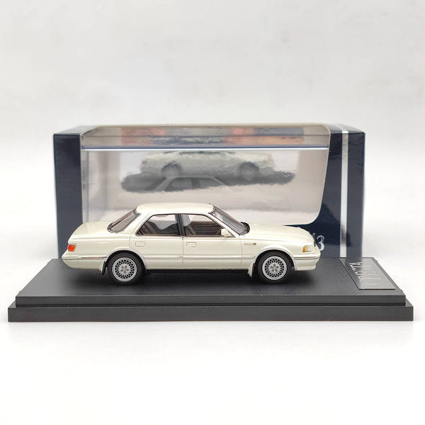 Mark43 1/43 Toyota CRESTA 3.0 Super Lucent G 1991 White PM4393GPW Resin Model