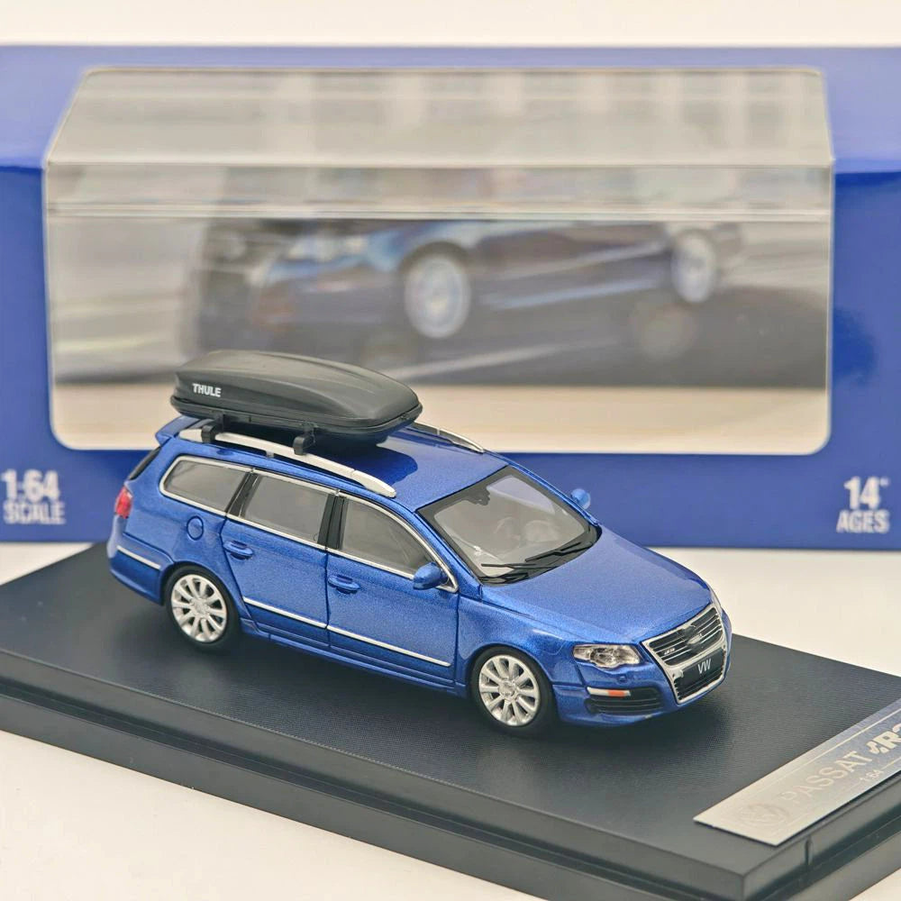 SW 1:64 R36 Variant Wagon Blue Diecast Model Car Limited Collection
