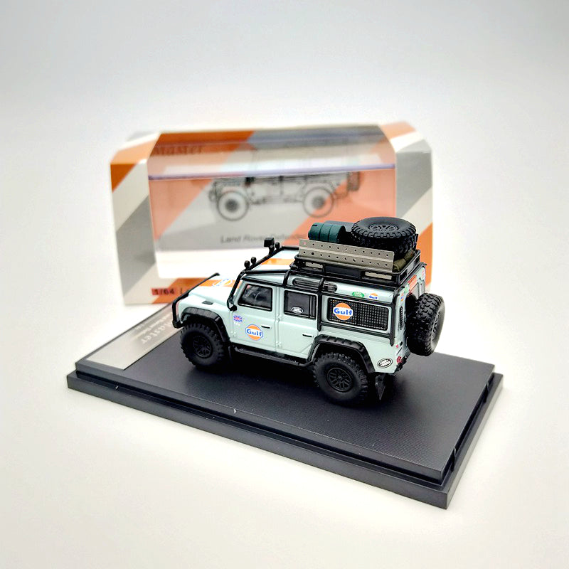 Master 1:64 Land Rover Defender 110 Gulf avec bagages Jouets moulés sous pression Modèle de voiture Collection Cadeaux 