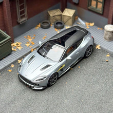 KING MODEL 1:64 Aston Martin Vanquish Zagato Shooting Brake Diecast Toys Car Model Gifts
