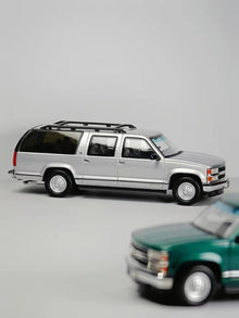 Bliss 1:64 Suburban GMT400 Full-size SUV Sports Model TMCS Malaysia 2026 Ltd 499 Diecast Model Car