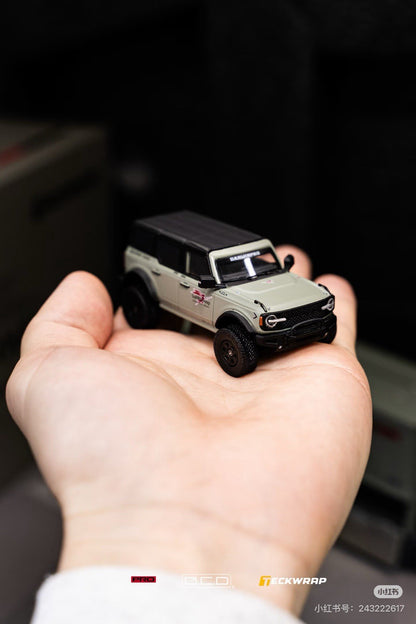GCD 1:64 for Bronco SUV DarwinPRO Color Scheme SZ Cool Car Show Collectible Gifts Car Models Gifts