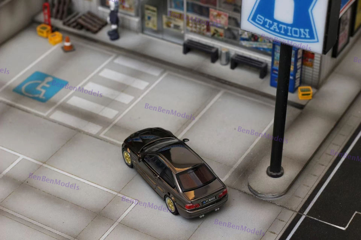 Pre-sale SH 1/64 E46 Chrome Black with BBS & Original Wheels Diecast Model Car