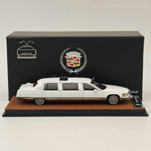 XiaoGuang 1/64 Fleetwood extended edition White Alloy Diecast Models Car Collection