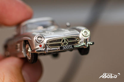 Solo1:64 Mercedes Benz 300SL Collection Diecast Toys Car Models Miniature Hobby Gifts Silvery