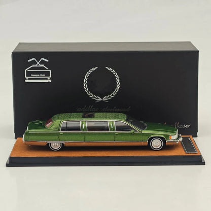 XiaoGuang 1:64 Fleetwood Limousine Green Diecast Collectible Model Car