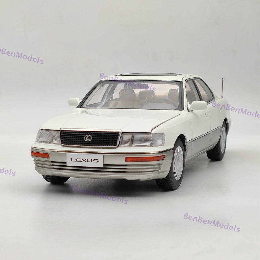 1/18 Toyota Lexus LS400 First Generation White Diecast Model Car Collection Open