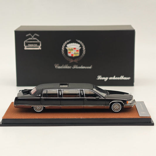XiaoGuang 1/64 Fleetwood extended edition Black Alloy Diecast Models Car Collection
