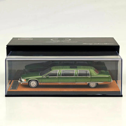 XiaoGuang 1:64 Fleetwood Limousine Green Diecast Collectible Model Car