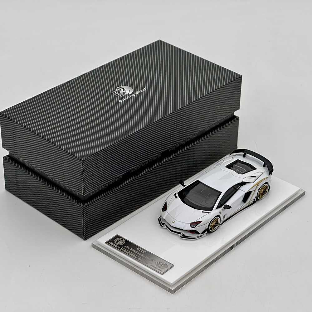Rotating Wheel 1/64 Aventador S Rowen Supercar White Diecast Alloy Collectible Model Car