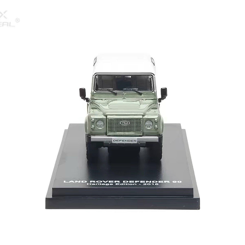 AR Box 1/64 Defender 90 Heritage 2015 Green Diecast Collectible Gift