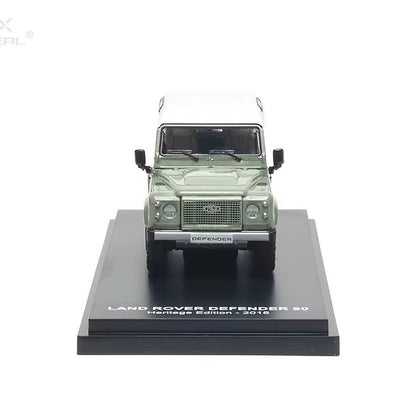 AR Box 1/64 Defender 90 Heritage 2015 Green Diecast Collectible Gift