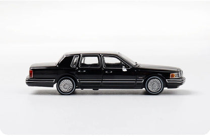 MK 1:64 Town Limousine Replica Alloy Toys Car Model Ideal for Collection Gift
