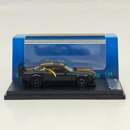 SH 1:64 Challengr Hellcat Widebody Matte Black Midnight Eclipse Openable Hood Limited Edition Diecast Model Car