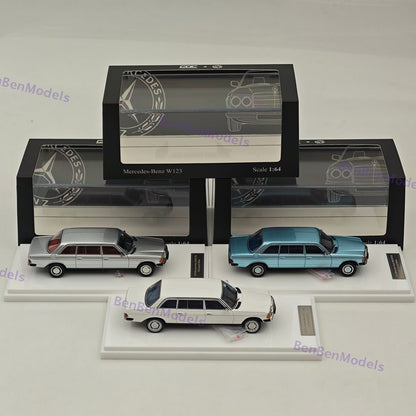 1:64 JIYI & GOC 1976 V123 Extended Limousine Diecast Metal Car
