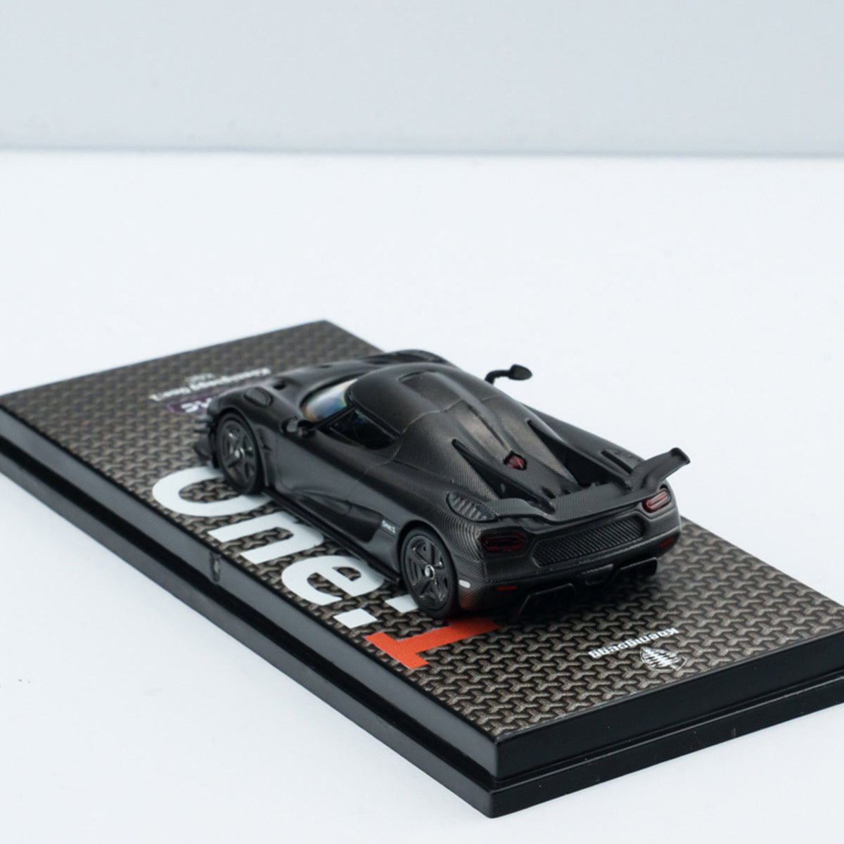 TW 1:64 Coniseger One 1 KNC Full Carbon Black Coniseger Alloy Car Model