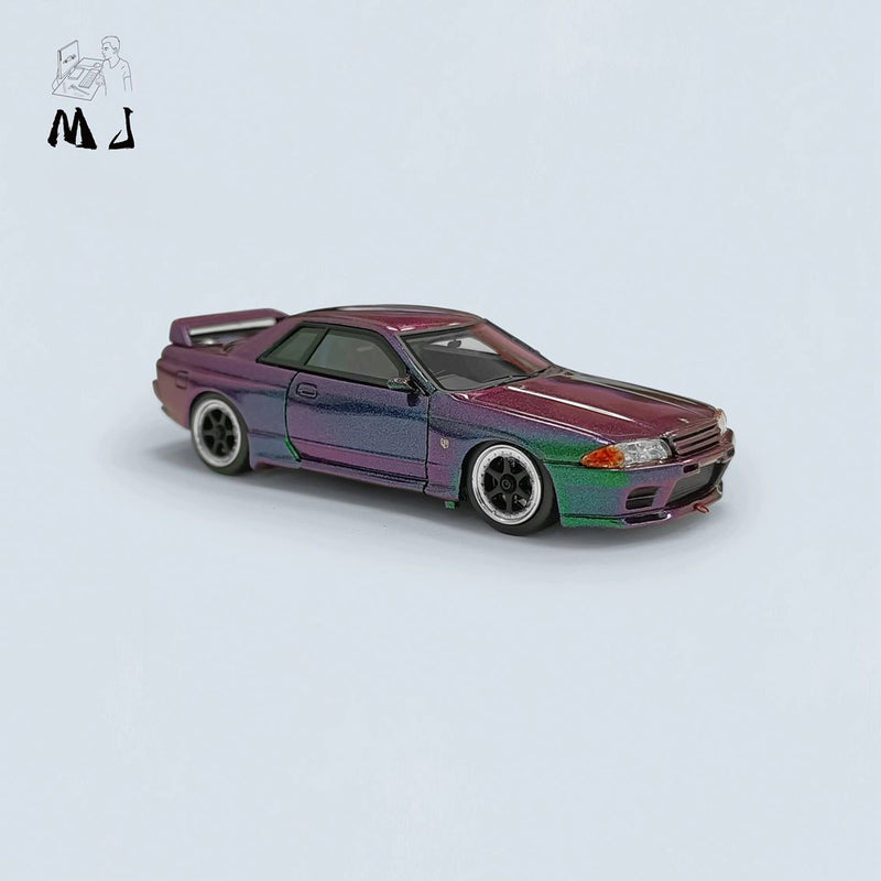 Pre-sale MJ 1:64 Nissan GTR R32 Resin Miniature Models Toys Car Hobby Collection Gifts Chameleon