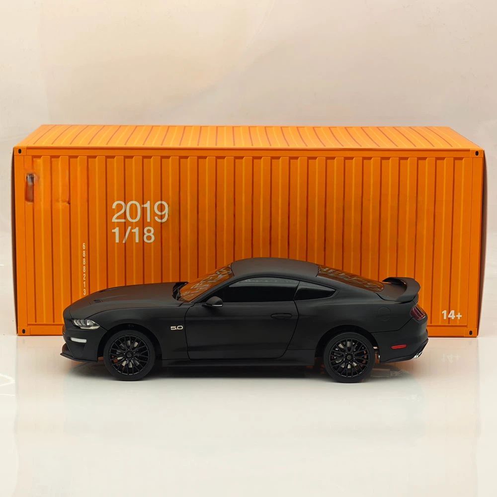 DM 1/18 2019 GT Matte Black LHD with Widebodykit Pack Diecast Model Car Miniature