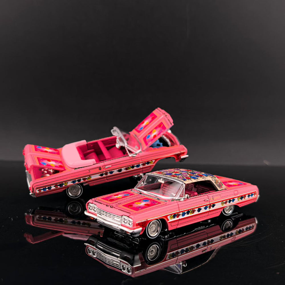 Fine Works FW 1:64 Impala Lowrider Gypsy Rose Painting Openable Convertible Adjustable Chassis Diecast Alloy Car Models Gifts