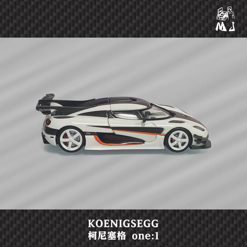 MJ 1:64 Koenigsegg one1 Gulf/Noctilucent Diecast Toys Car Models Miniature Hobby Collection Gifts