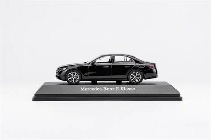 IScale 1:43 Mercedes-Benz E-Klasse E450 W214 Black DieCast Alloy Car Model Gifts