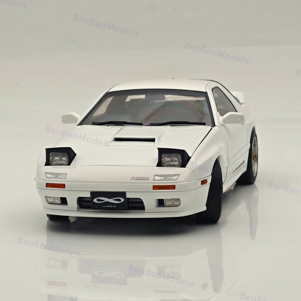 TopArt MODEL 1:18 MAZDA RX7 FC3S 1989 White / Gold Wheels Diecast Model Car