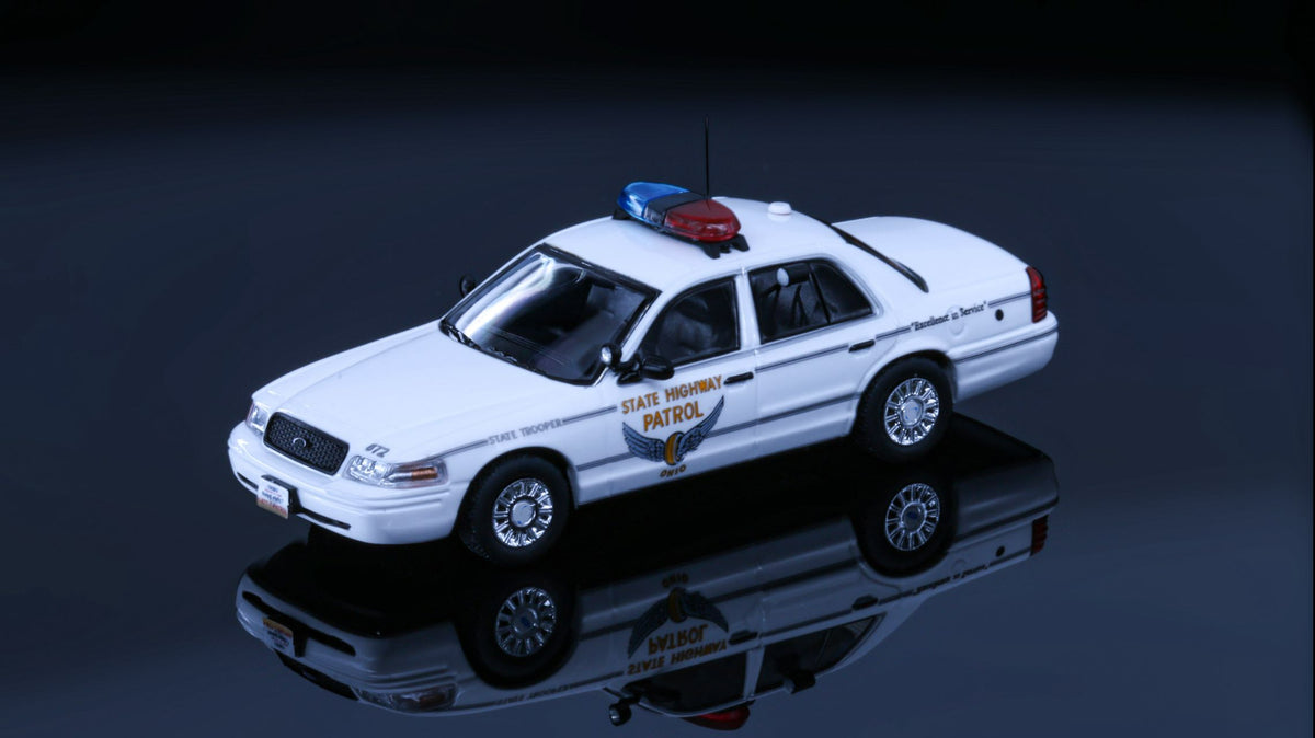 Rollin 1:64 Crown Victoria Ohio State Highway Patrol CV Diecast Model Car