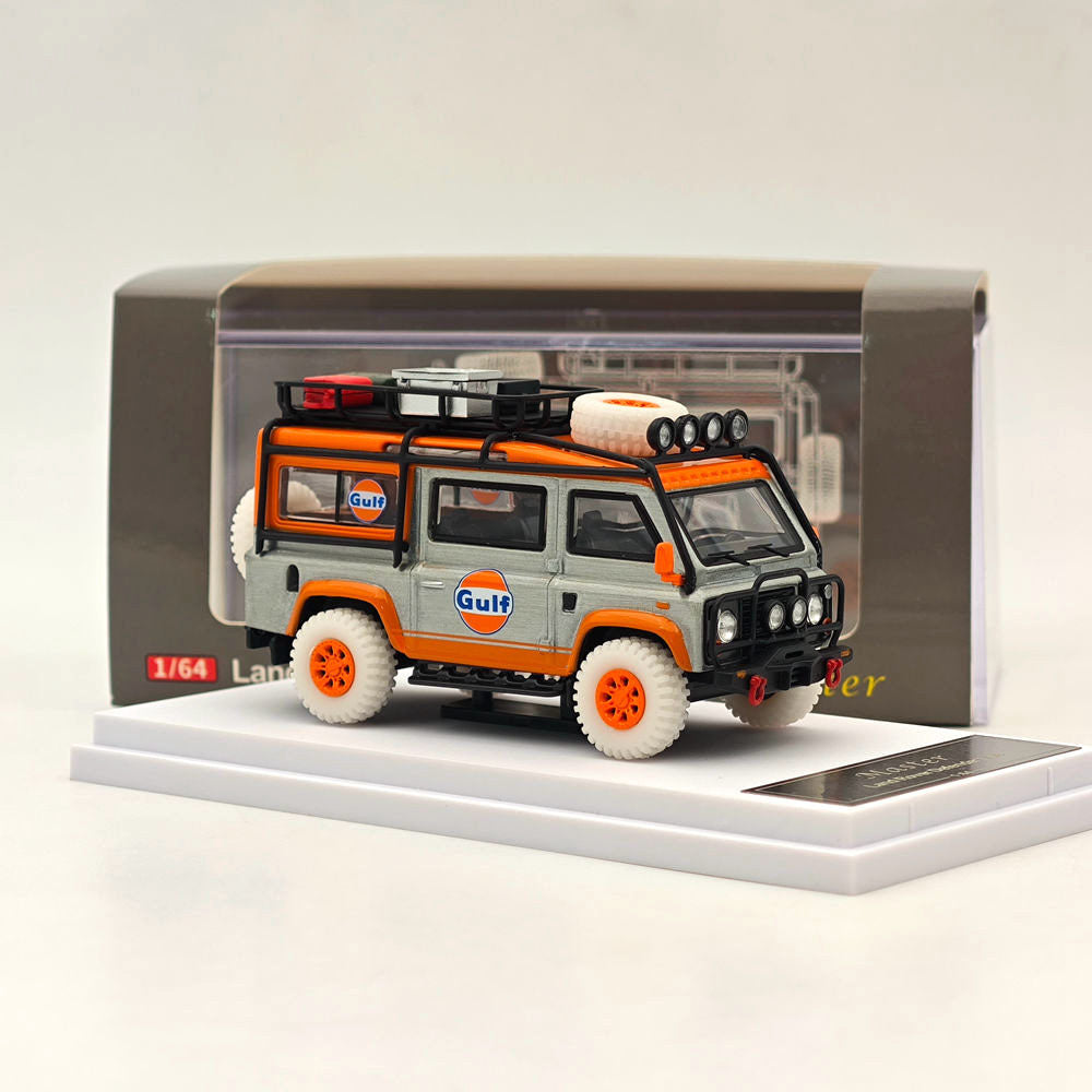 Master 1:64 pour Land Rover Defender Van Gulf Vernis Jouets moulés sous pression Modèles de voitures Miniature Hobby Cadeaux de collection 