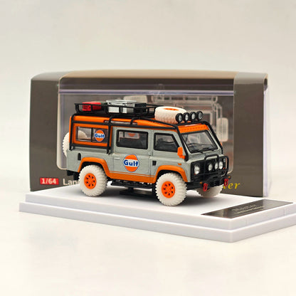 Master 1:64 pour Land Rover Defender Van Gulf Vernis Jouets moulés sous pression Modèles de voitures Miniature Hobby Cadeaux de collection 