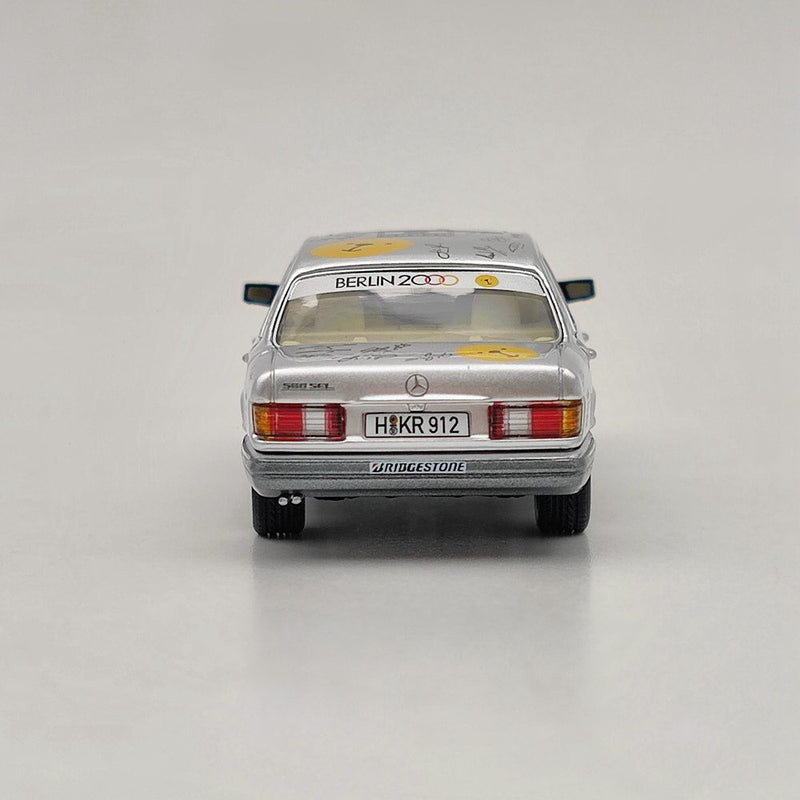 The Master of Miniatures - Lowriding and Model Cars