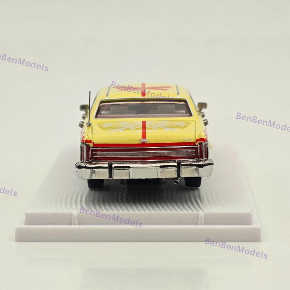 1:64 Turning Crush Christmas 1979 Lincoln Continental Town Car Alloy Car Model