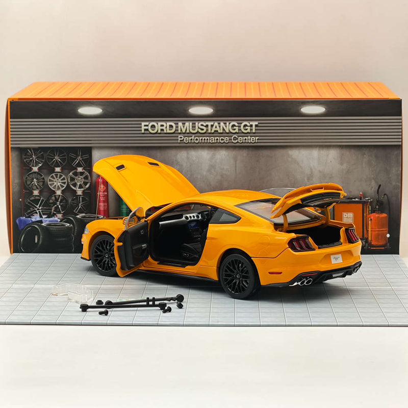 DM 1/18 Scale Model Replicas Ford Mustang GT 2019 Orange Fury RHD Diecast Car Miniature Hobby Gifts