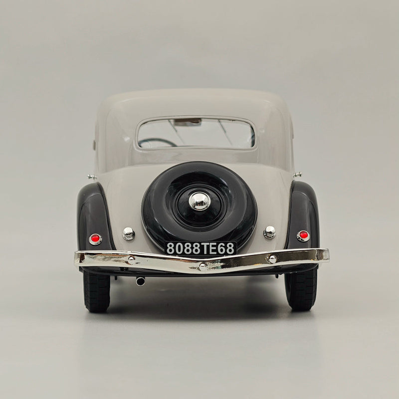 Cult 1/18 Scale Citroen Traction Avant 7CV 1935 Resin Model Car Collection Grey