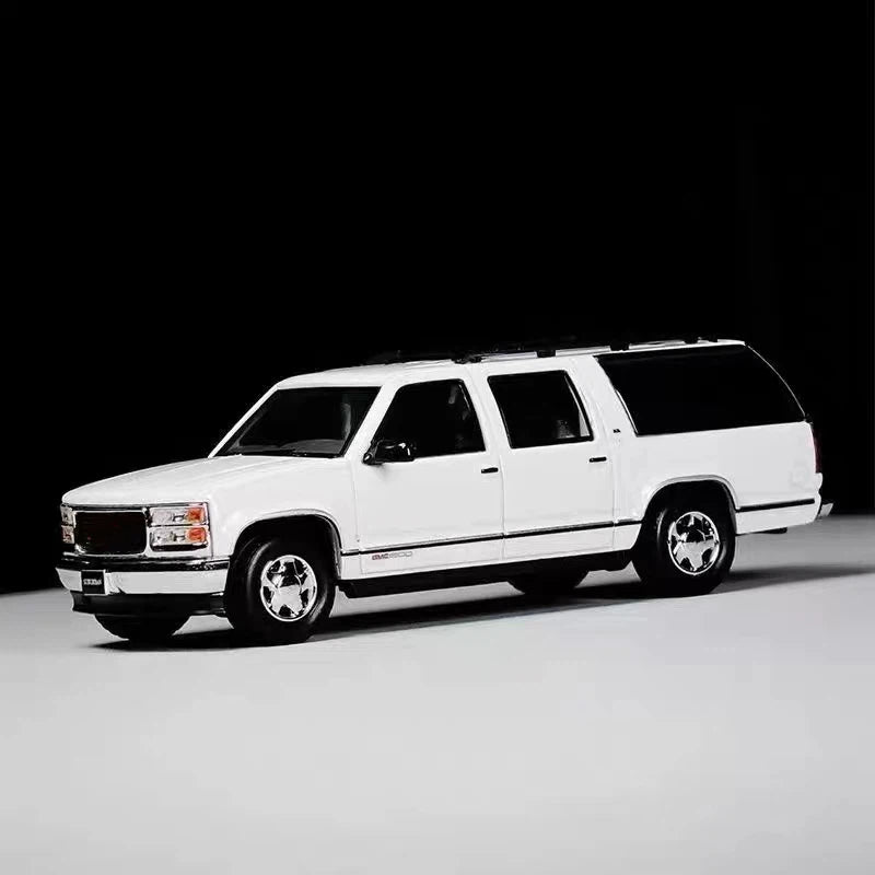 Bliss 1:64 Suburban GMT400 SUV White/Black Sport Model Diecast Model Car