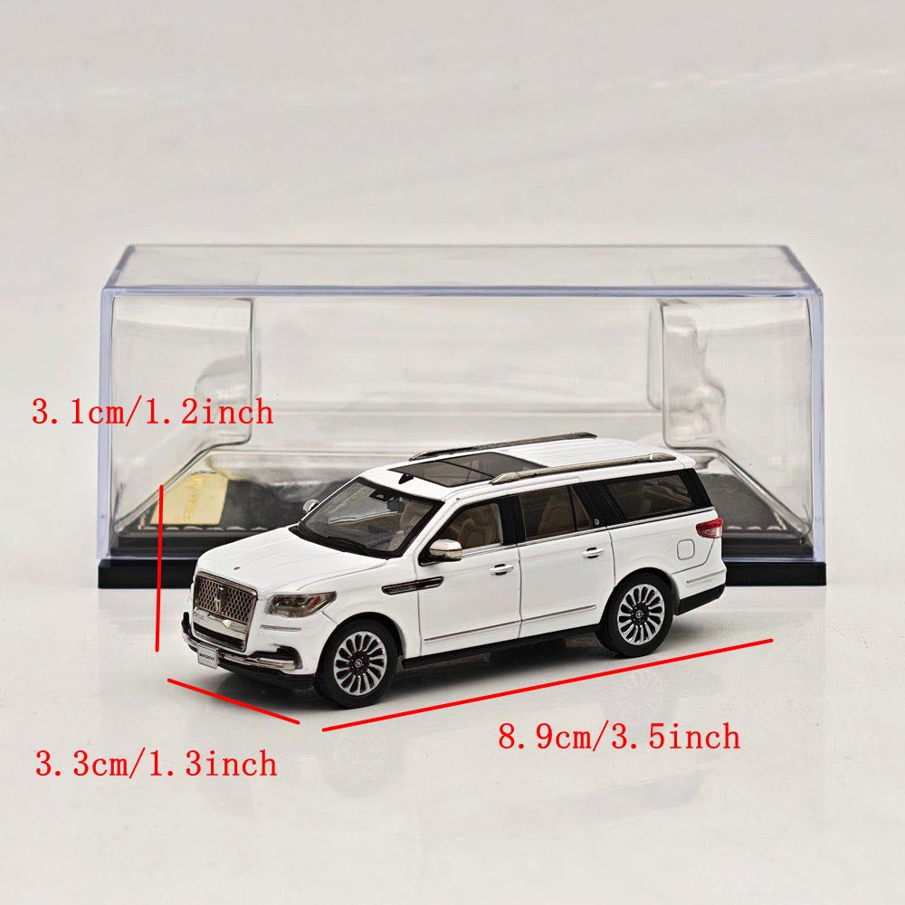 1:64 Navigator L SUV Model, Retractable Step Suspension Steering White/Black WTX