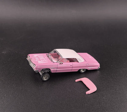 Fine Works FW 1:64 Impala Lowrider Openable Convertible Adjustable Chassis Diecast Alloy Car Models Gifts