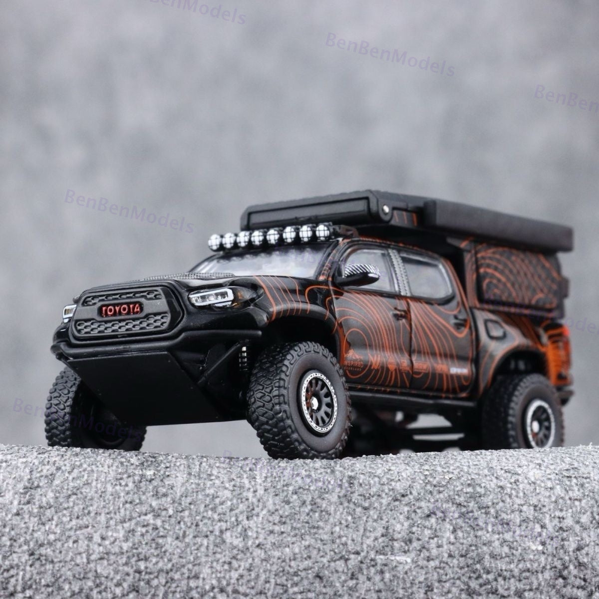 Model 1:64 Collectible Toyota Tacoma Off-Road Camper GCD Car Diecast Gifts