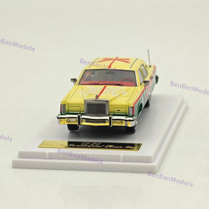 1:64 Turning Crush Christmas 1979 Lincoln Continental Town Car Alloy Car Model